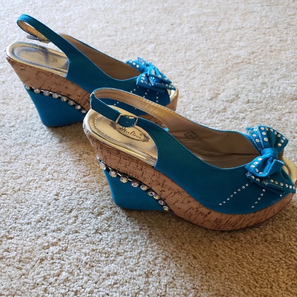 Turquoise and Rhinestone Platform Wedges - Picture 5 of 7